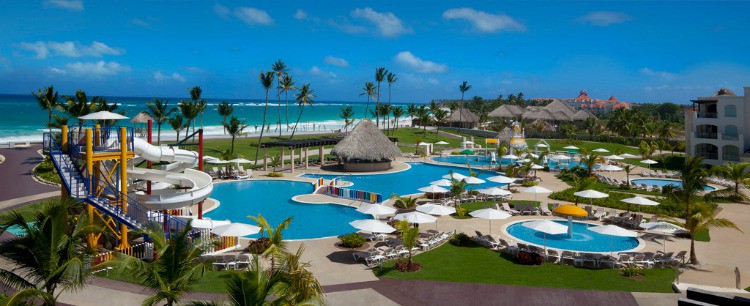 Отдых на Багамах во время Caribbean Poker Party